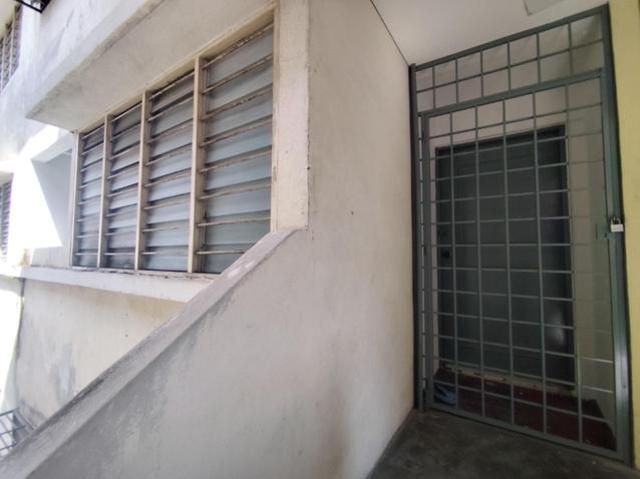 Flat for sale in Petaling, Damansara Damai