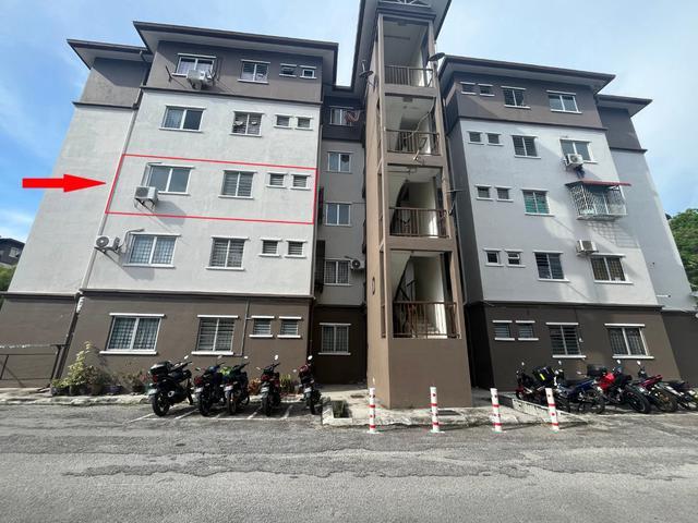 Property for sale in Malaka
