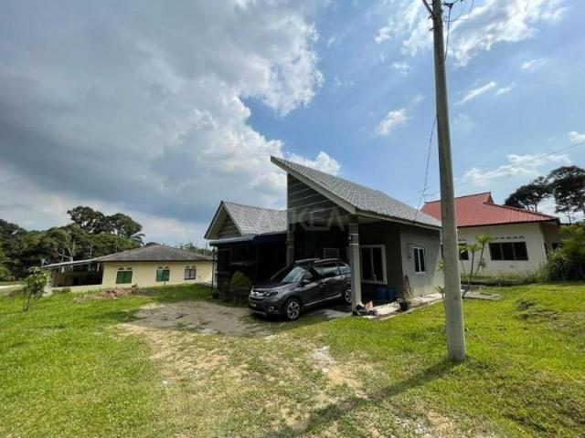 Apartment for rent in Tanjong Sepat, Selangor