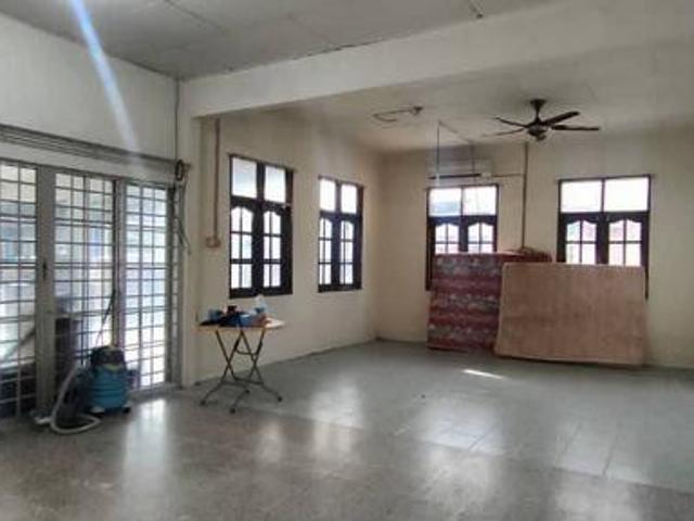 Residential House for sale in Tanjong Sepat, Selangor