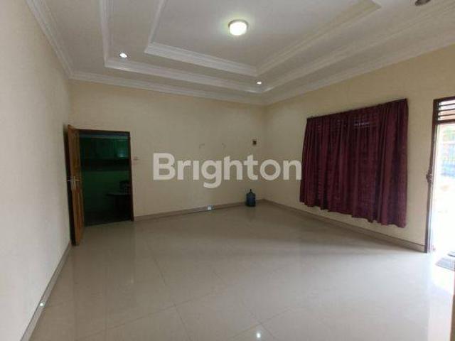 Rumah dijual di Bukit Raya, Pekanbaru