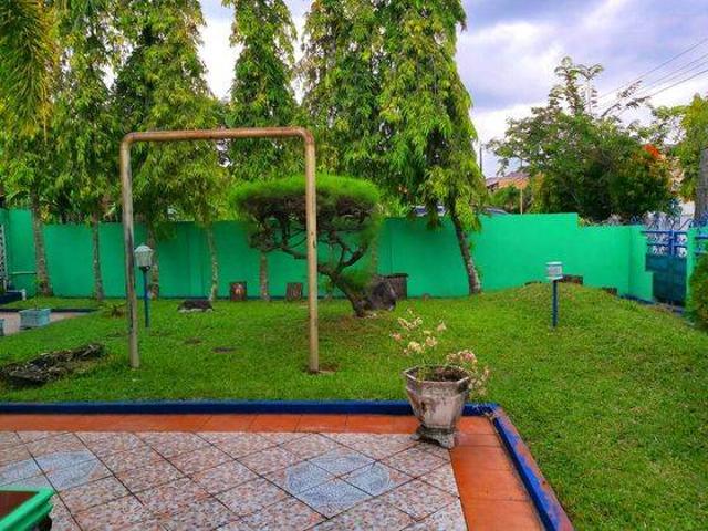 Rumah dijual di Bukit Raya, Pekanbaru