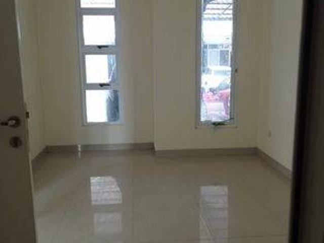Rumah dijual di Green Lake City, Jakarta Barat