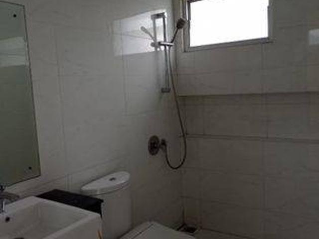 Rumah dijual di Green Lake City, Jakarta Barat