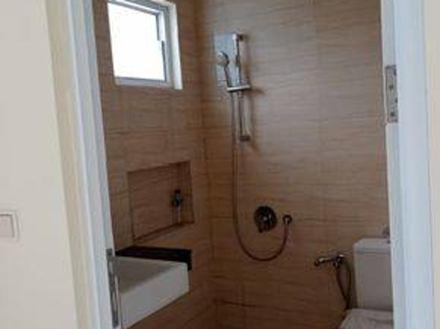 Rumah dijual di Green Lake City, Jakarta Barat