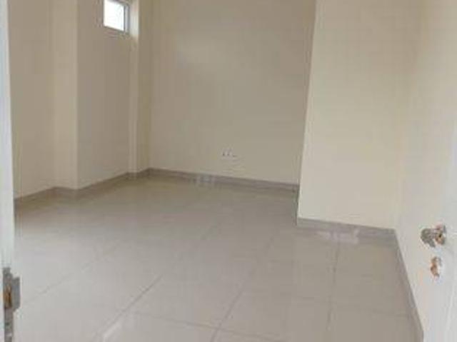 Rumah dijual di Green Lake City, Jakarta Barat