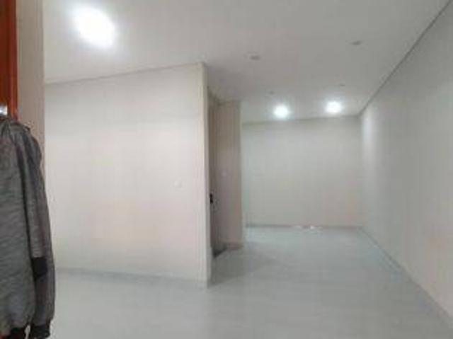 Rumah dijual di Green Lake City, Jakarta Barat
