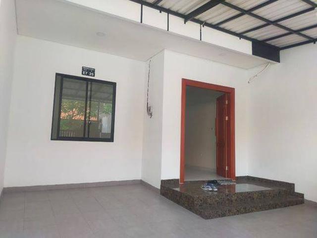 Rumah dijual di Green Lake City, Jakarta Barat