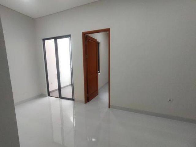 Rumah dijual di Green Lake City, Jakarta Barat