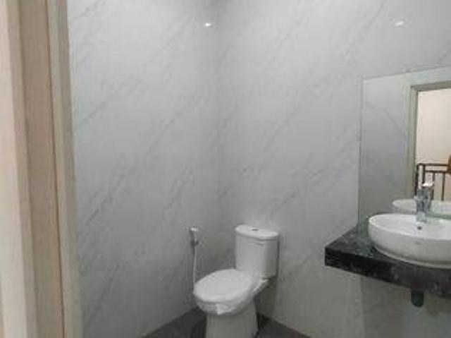 Rumah dijual di Green Lake City, Jakarta Barat