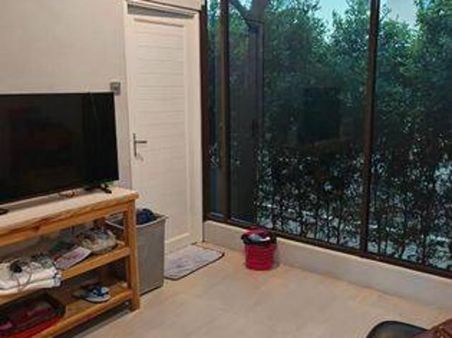 Rumah dijual di Green Lake City, Jakarta Barat