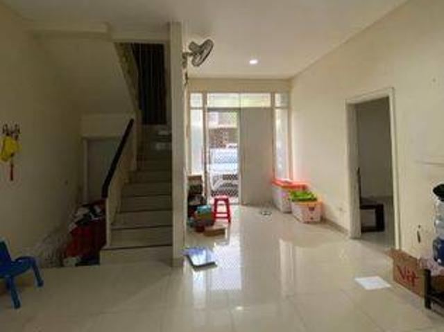 Rumah dijual di Green Lake City, Jakarta Barat