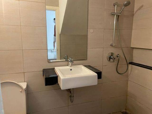 Rumah dijual di Green Lake City, Jakarta Barat