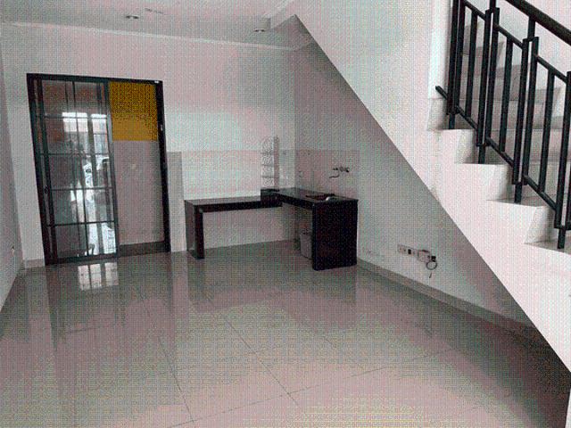 Rumah dijual di Green Lake City, Jakarta Barat