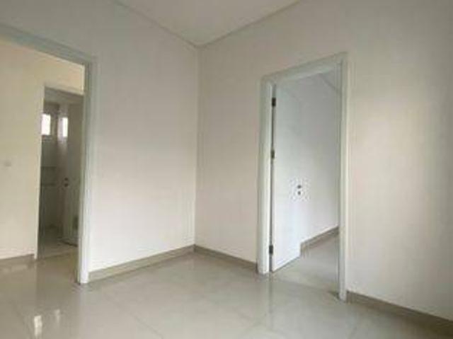 Rumah dijual di Green Lake City, Jakarta Barat