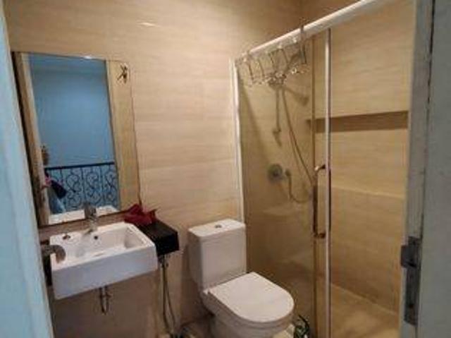 Rumah dijual di Green Lake City, Jakarta Barat