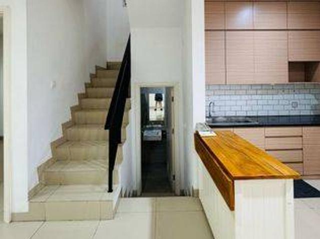 Rumah dijual di Green Lake City, Jakarta Barat