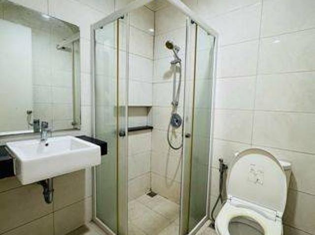 Rumah dijual di Green Lake City, Jakarta Barat