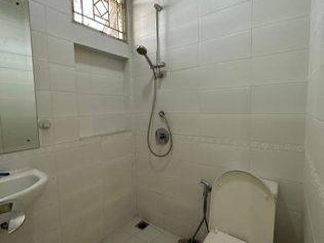 Rumah dijual di Green Lake City, Jakarta Barat