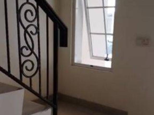 Rumah dijual di Green Lake City, Jakarta Barat