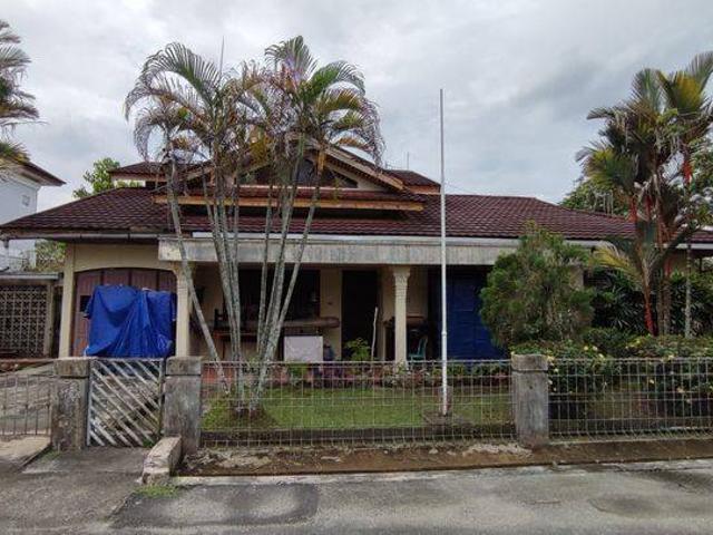 Rumah dijual di Marpoyan Damai, Pekanbaru