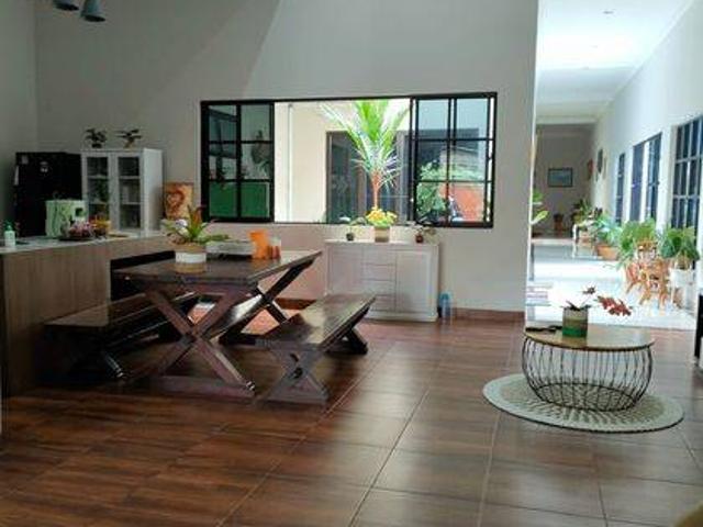 Rumah dijual di Marpoyan Damai, Pekanbaru