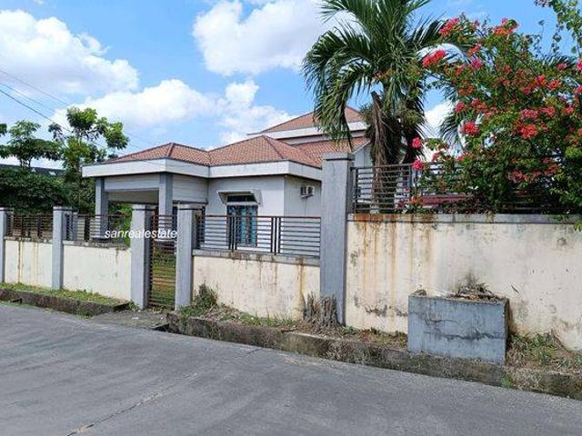 Rumah dijual di Marpoyan Damai, Pekanbaru