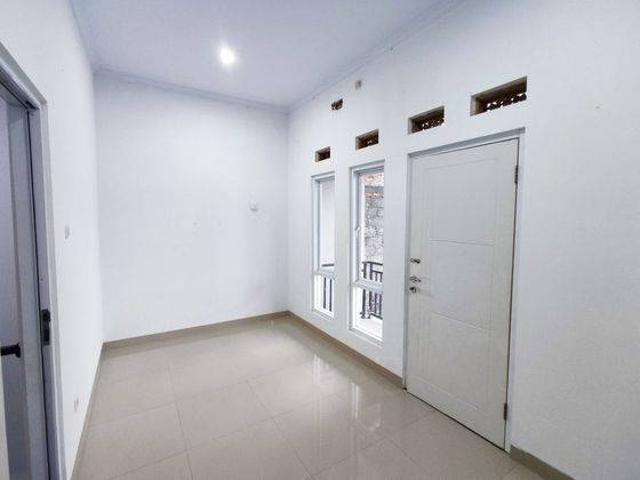 Rumah disewa di Cilangkap, Jakarta Timur