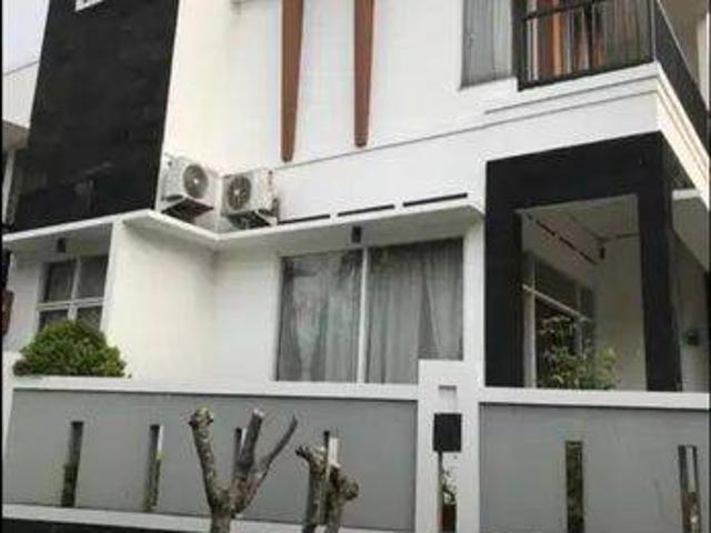 Rumah disewa di Ciputat, Tangerang Selatan