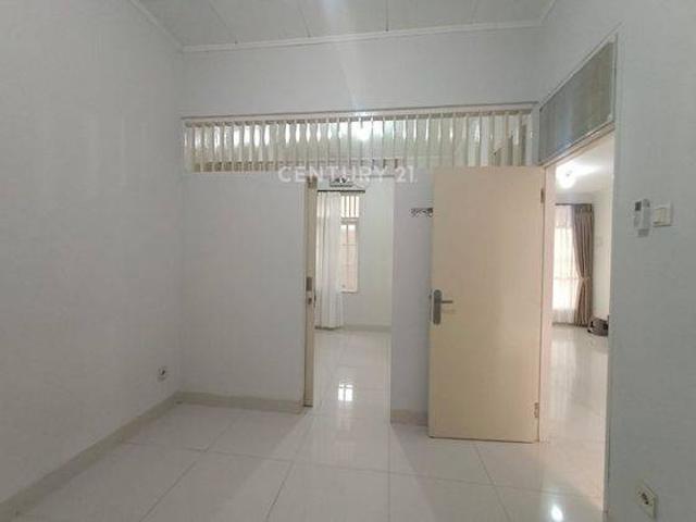 Rumah disewa di Ciputat, Tangerang Selatan