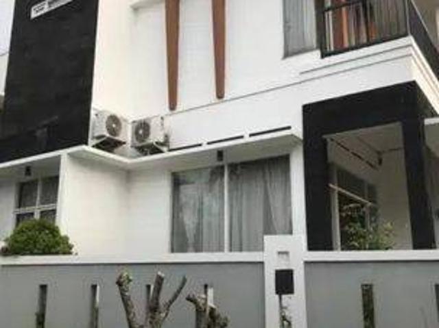 Rumah disewa di Ciputat, Tangerang Selatan