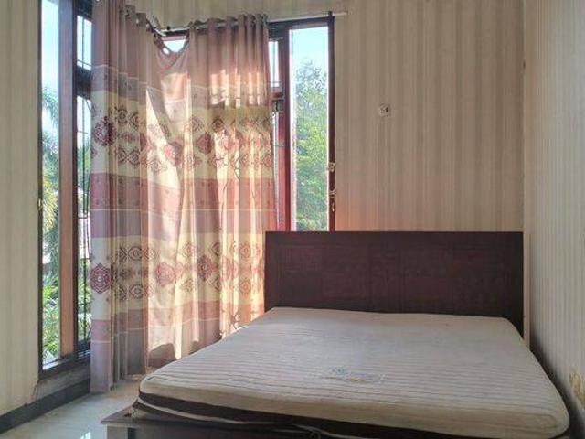 Rumah disewa di Ciracas, Jakarta Timur