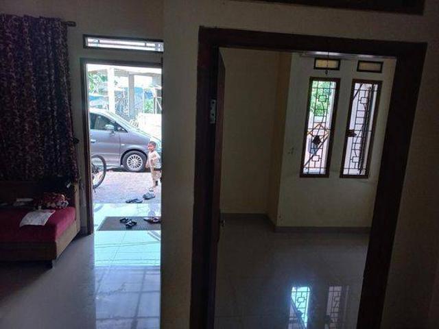 Rumah disewa di Ciracas, Jakarta Timur