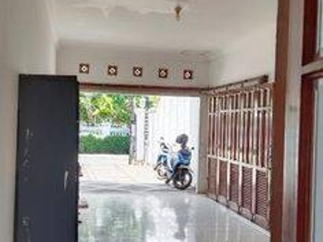 Rumah disewa di Ciracas, Jakarta Timur