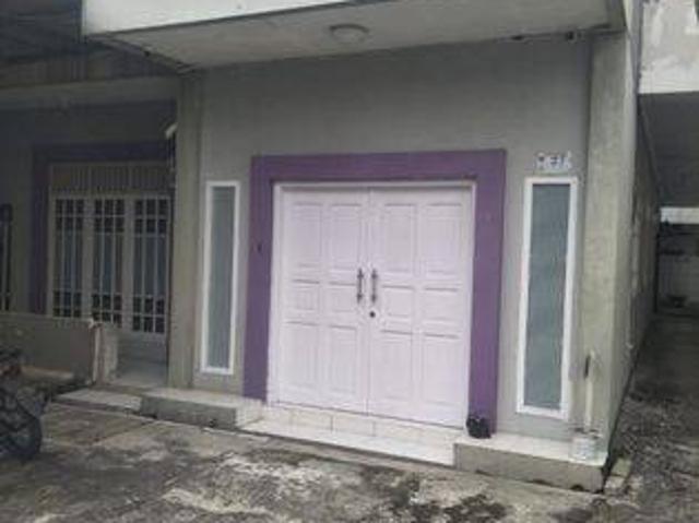 Rumah disewa di Ciracas, Jakarta Timur