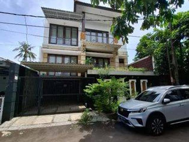 Rumah disewa di Jatibening, Bekasi