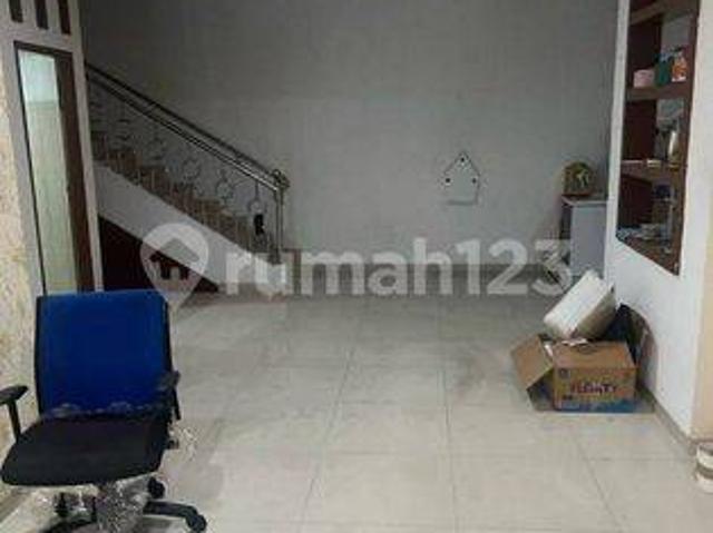 Rumah disewa di Jatibening, Bekasi