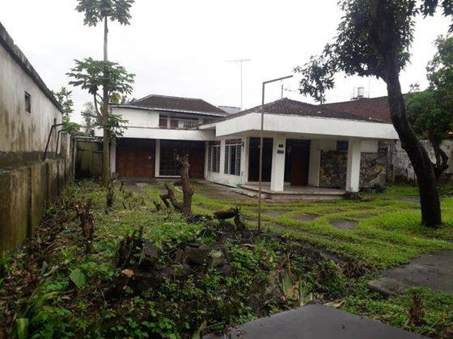 Rumah disewa di Kepanjenkidul, Blitar