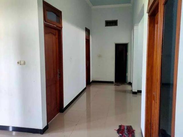 Rumah disewa di Krian, Sidoarjo