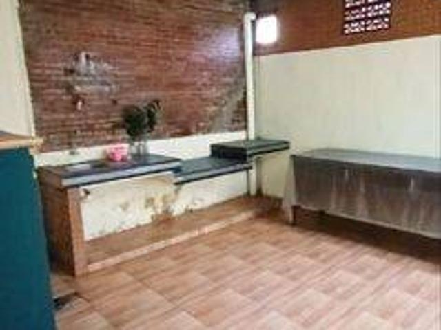 Rumah disewa di Krian, Sidoarjo