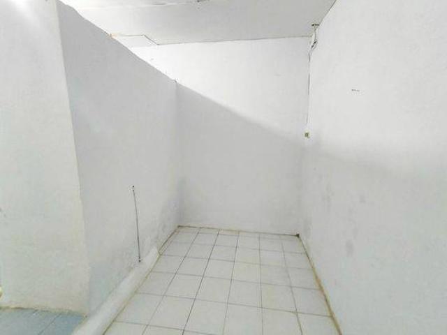 Rumah disewa di Makasar, Jakarta Timur