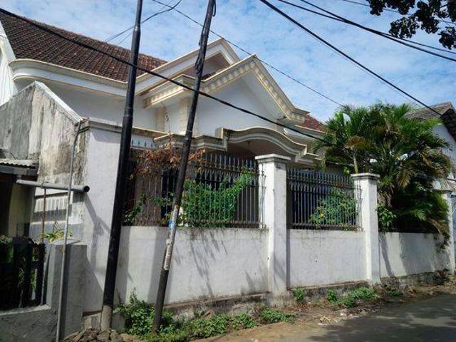 Rumah disewa di Mayangan, Probolinggo