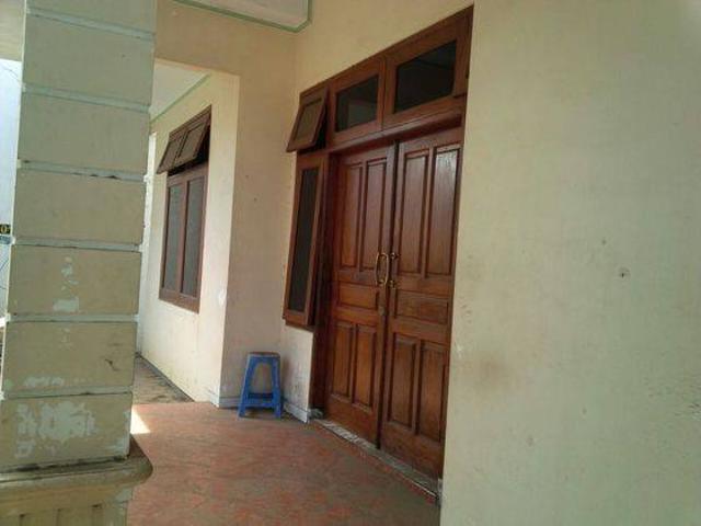 Rumah disewa di Mayangan, Probolinggo