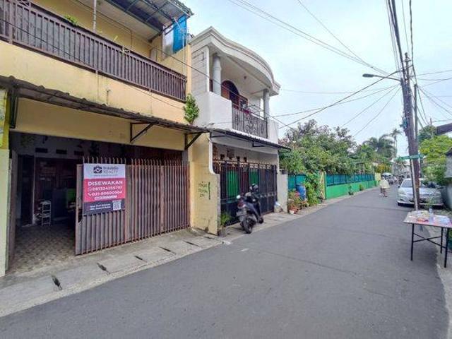 Rumah disewa di Pinang Ranti, Jakarta Timur