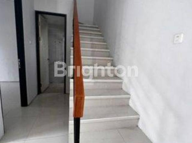 Rumah disewa di Pondok Tjandra, Sidoarjo