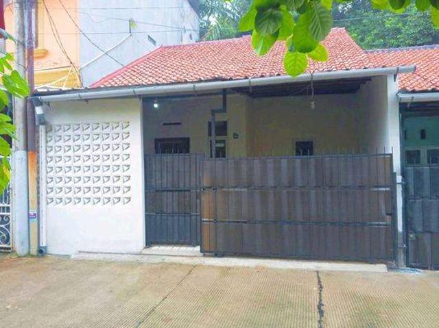 Rumah disewa di Setu, Jakarta Timur
