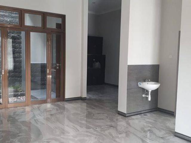 Rumah disewa di Waru, Sidoarjo