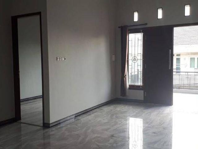 Rumah disewa di Waru, Sidoarjo