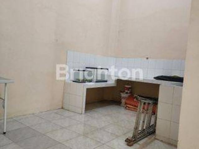 Rumah disewa di Waru, Sidoarjo