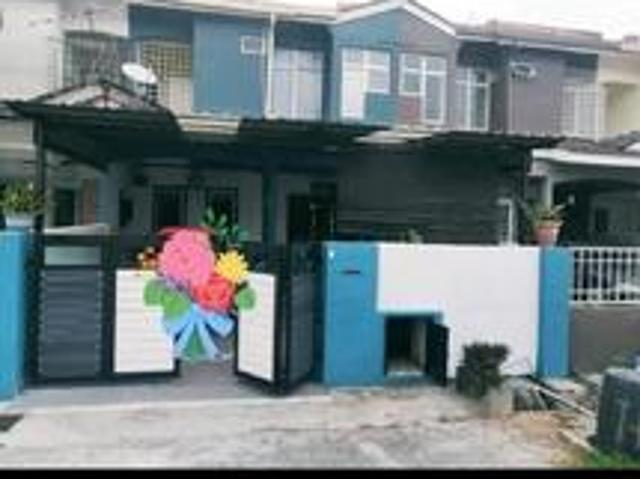 Terraced House for sale in Tanjong Sepat, Selangor